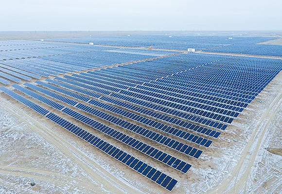Commercial Hybrid Solar Power System