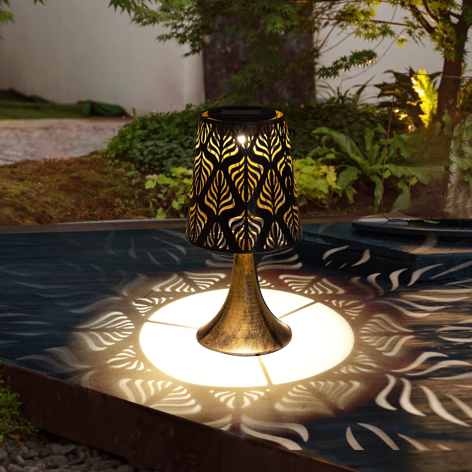 Outdoor Indoor Decorative Solar Garden Lights Hollowed-Out Design Waterproof Solar Table Lamp Desk Lamp