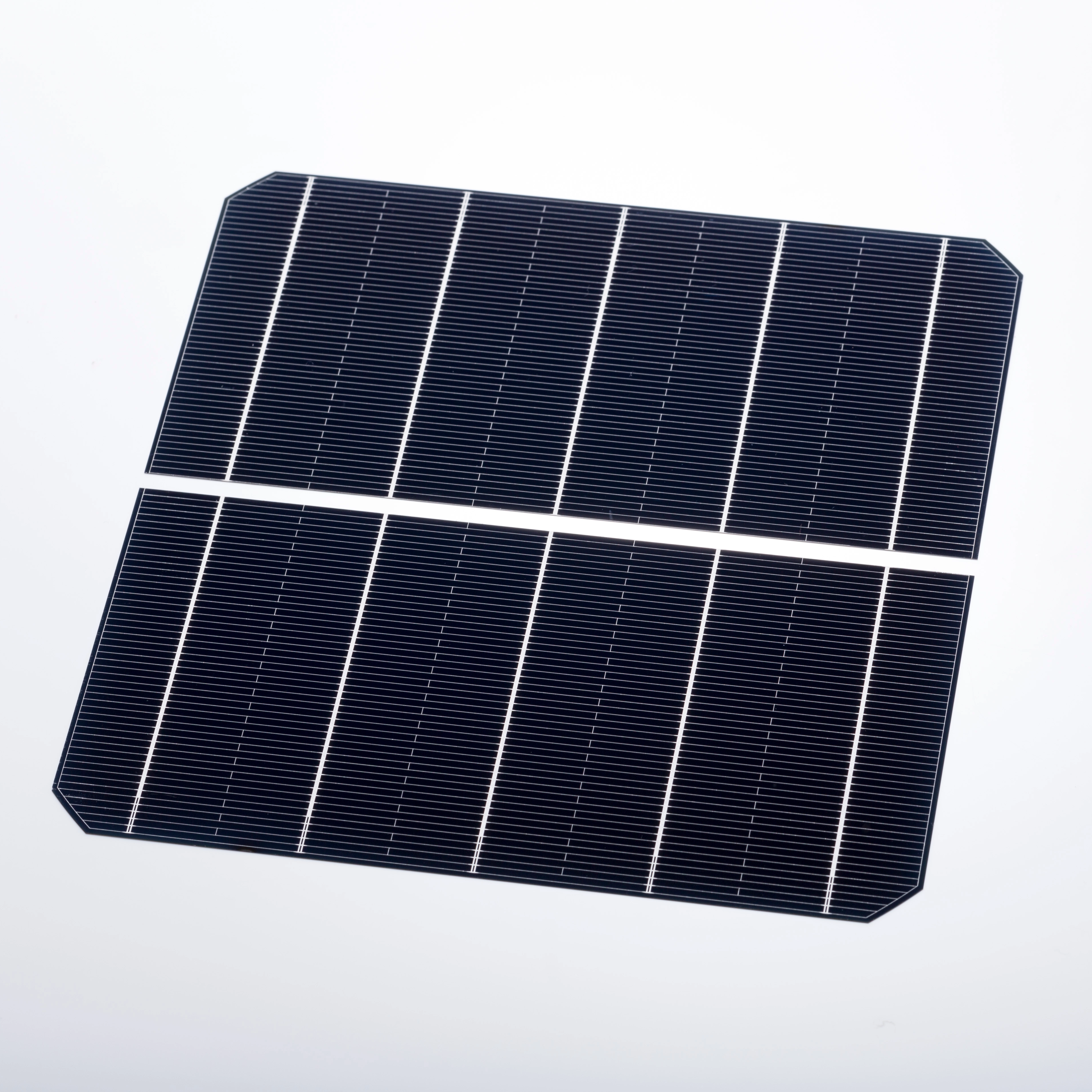 Low Price Monocrystalline Solar Plate 110 Cells 530W PV Solar Panel with 10 Years+ Warranty